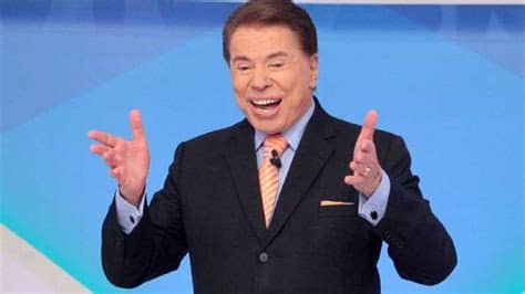 Silvio santos foi casado com cidinha entre 1962 e 1977, que morreu vítima de câncer no aparelho digestor, com apenas 38 anos. Fox anuncia série sobre Silvio Santos com duas temporadas ...