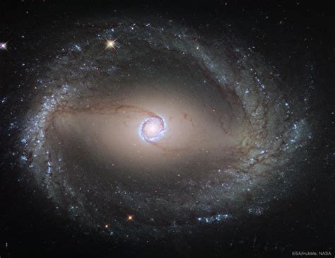 Apod 2017 August 7 Spiral Galaxy Ngc 1512 The Inner Ring