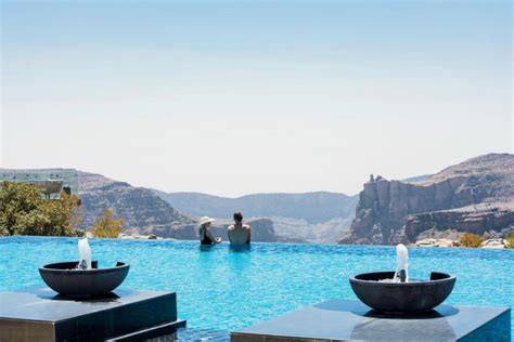 Best Infinity Pools In The World