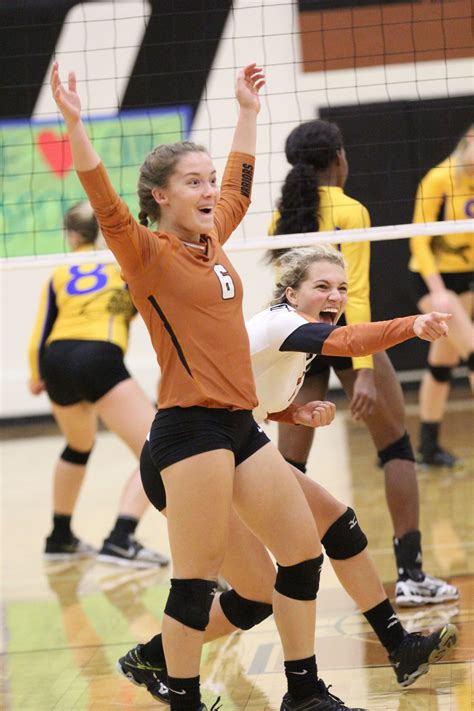 Gallery Varsity Volleyball Wins First District Match Against