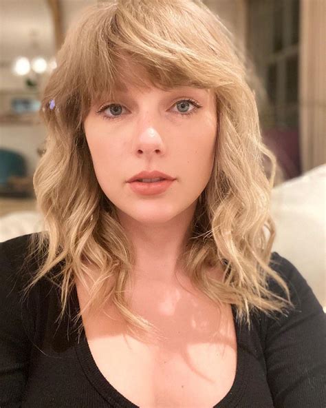 Taylor Swift Makeup Free Selfie Rcelebrityselfies