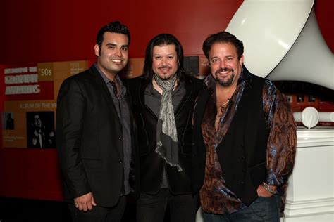 (c) 2013 the valory music co., llc. The Mavericks | Cool countries