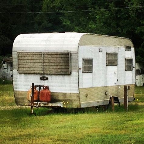 Love The Quilted Siding On The Bottom And The Top Vintage Trailers