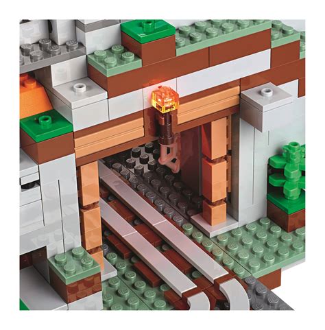 21137 The Mountain Cave Is The Biggest Minecraft Lego Set Yet