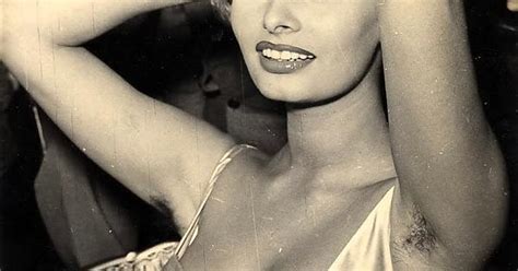 Sophia Loren Showing Some Armpit Hair Imgur
