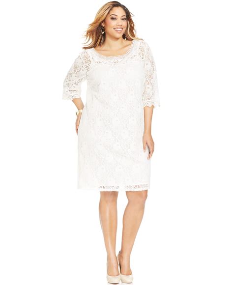 Spense Plus Size Three Quarter Sleeve Lace Dress In Ivory