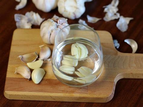 Top 9 Garlic Benefits Diy Home Remedies With Garlic Health And Skin Care