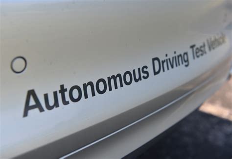 Bmw Is First Foreign Automaker Approved For China S Self Driving Car