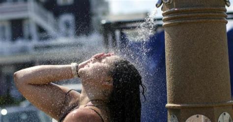 More Than Million Americans Impacted By Weekend Heat Wave Cbs News