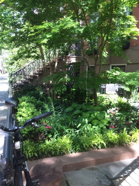 Small yard landscape design images. We're in a Tight Spot — Landscape Design for Small Urban ...