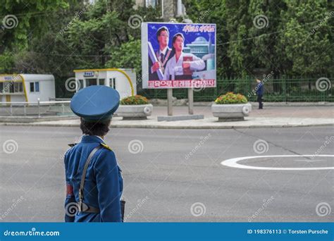 The Pyongyang Traffic Police Women Are Beautiful Scenery In The Streets