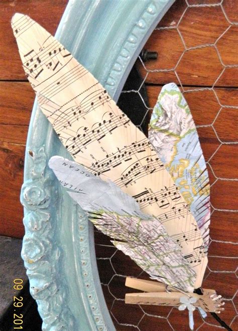 Love These Old Map And Sheet Music Paper Feathers Sheet Music Crafts