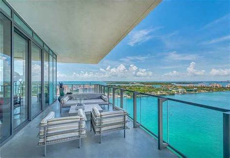 What Does Your Miami Beach Luxury Condo Need Sunny