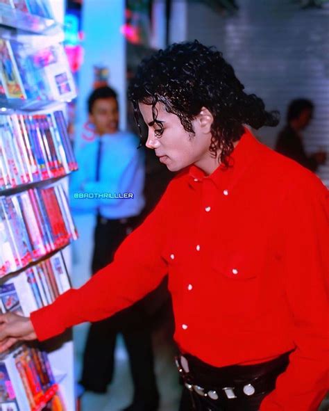 Michael Jackson в Instagram ⠀ His Side Profile His Perfect Side