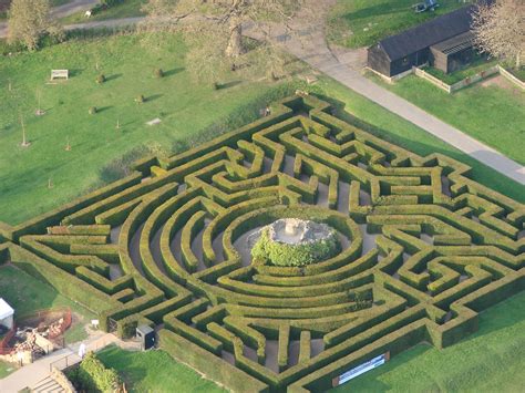 Leeds Castle Hedge Maze The World S Most Magical Mazes Above The