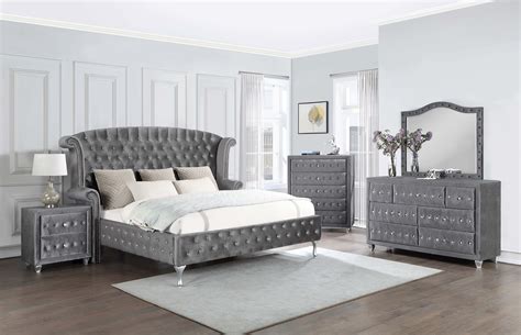 Deanna California King Tufted Upholstered Bed Grey Coaster