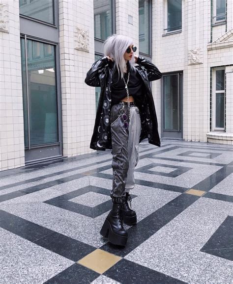 Melty Fall Outfits Punk Models Hair Styles Winter Women Fashion