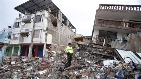 Équateur quelques rescapés et beaucoup de victimes au milieu des ruines