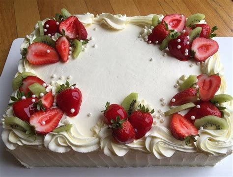 Pin By Maggie Lucia On Screenshots Fresh Fruit Cake Cake Desserts