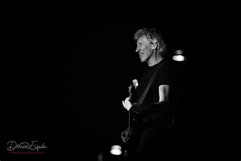 Daniel griffin and denise esposito. Roger Waters live in Rome | © Denise Esposito www ...