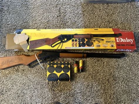 Daisy Red Ryder Lever Action Carbine Bb Shoot N C Fun Kit Fps