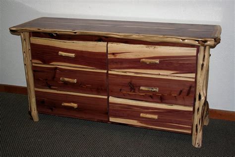 Red Cedar Juniper 6 Drawer Dresser