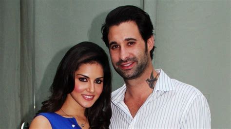 Sunny Leone Holidaying In Italy With Husband Daniel Weber Bollywood
