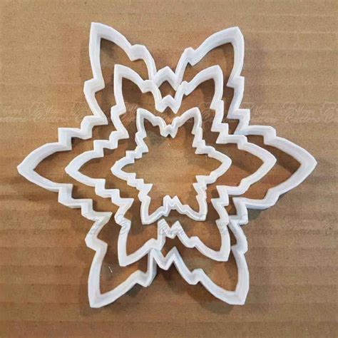 Snowflake Cookie Cutter Shape Pastry Stencil Biscuit Xmas Winter Ice
