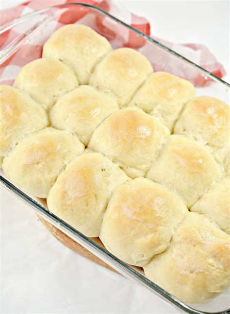 soft buttery yeast rolls sweet pea s kitchen easy yeast rolls bread rolls soft yeast rolls