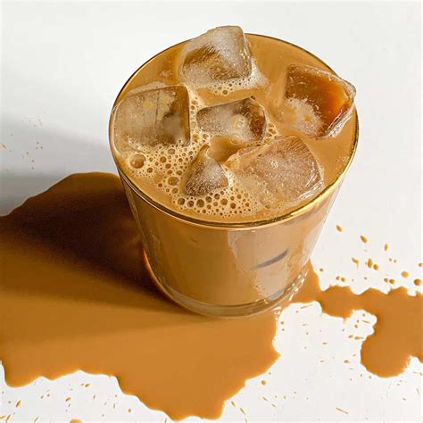 Kruste Beispiellos Dort Eiskaffee Mit Warmen Kaffee Kopflos
