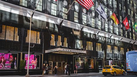 the best shopping places in new york that you must visit the best stores around the world