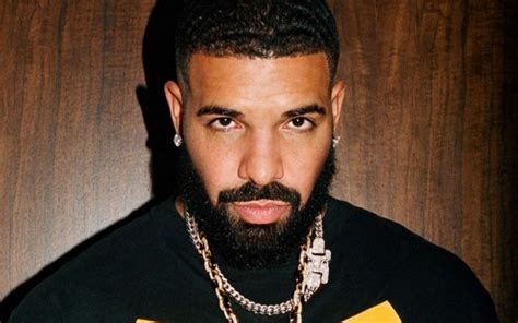 Alleged Drake And Instagram Model Hot Sauce Story Drives Twitter Wild
