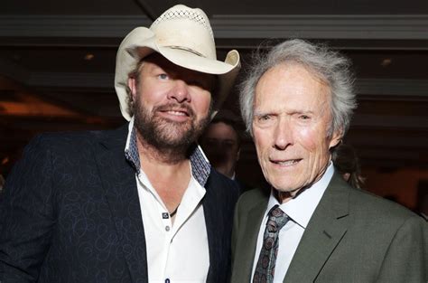 toby keith explains how clint eastwood inspired don t let the old man in for the mule
