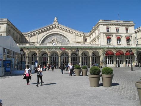 Paris Gare De Lest Station