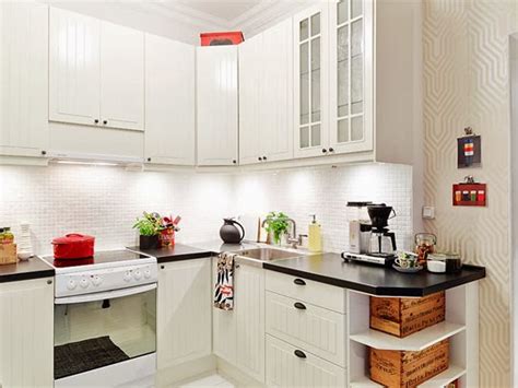 Decoracion de cocinas modernas, cocinas modernas espacios pequeños , diseños de cocinas pequeñas y sencillas, cocinas son perfectas para espacios pequeños ya que se adaptan a cualquier rincón y pueden diseñarse a la medida. Decoración de Cocinas para Apartamentos Pequeños ...