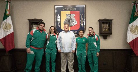 Gabriela agundez garcia ve diğer tanıdıklarınla iletişim kurmak için facebook'a katıl. Se reúne gobernador de BCS con medallistas de Lima, Perú ...