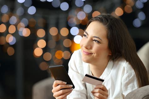 As an added benefit, many credit cards offer cash back, points, or miles on your spending, which can save you money. How to find the best credit card to build credit
