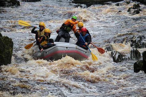 White Water Rafting In Scotland Aviemore And Cairngorms On The Findhorn