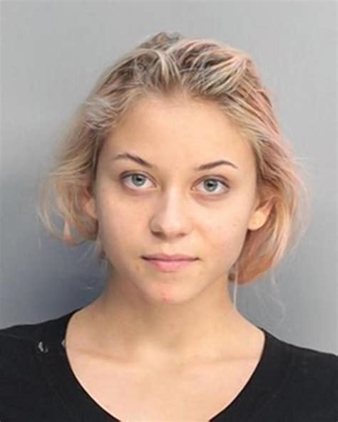 Teen Foot Fetish ‘porn Diva Busted For Group Sex With