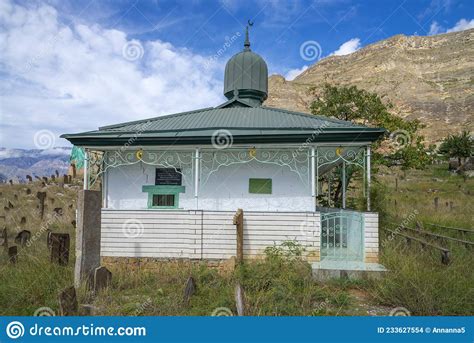 The Tomb Of The First Imam Of Dagestan Kazi Magomed 1832 At The