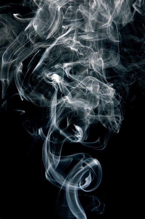 รูปภาพ ดำและขาว ที่สูบบุหรี่ เส้นโค้ง ความมืด แบบอักษร ภาพประกอบ