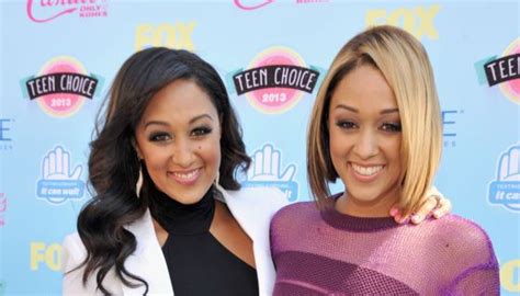 Tia And Tamera Mowrys “sister Sister” One Step Closer To A Reboot