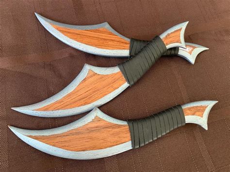 Full Size Wooden Replica Of Mais Throwing Knives From Atla