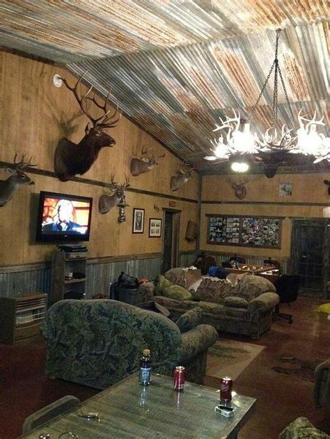 Fascinating Man Cave Decorating Ideas For Manly Craft Lovers 54