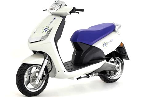 Peugeots Incredibly Frugal Electric E Vivacity Scooter