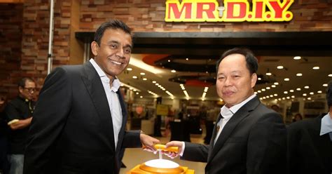 Harga yang mantap padan dengan kualiti barang! 4 Nama Baru Malaysia Dalam Senarai Terkaya Forbes 2021