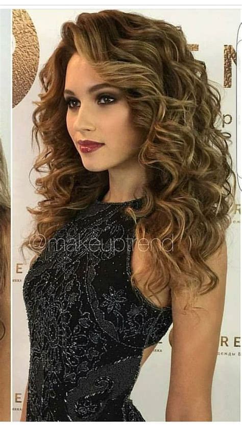 Pin By Alejandra Ponce Alcaraz On Peinados Long Hair Wedding Styles Prom Hairstyles For Long