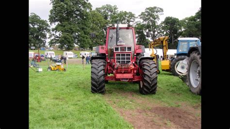 International 1455xl Tractor At Farming Yesteryear 2016 Youtube