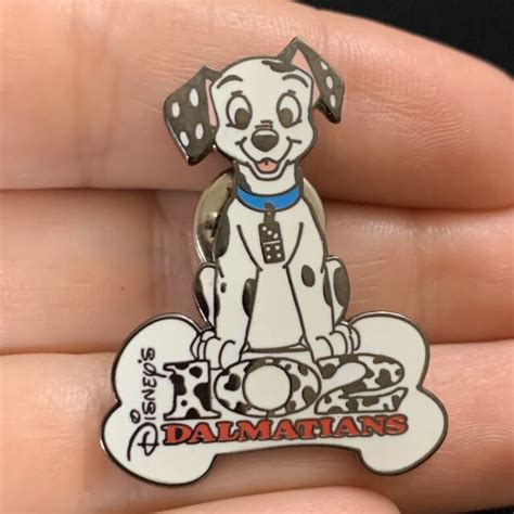 Disney 102 Dalmatians Collectors Trading Pin Domino With Bone Dog