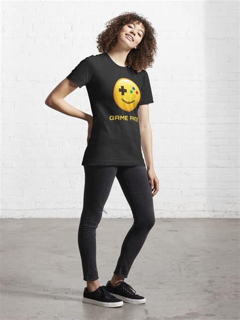 Game Face Emoji Emoticon Yellow Gamer Controller Face T Shirt For
